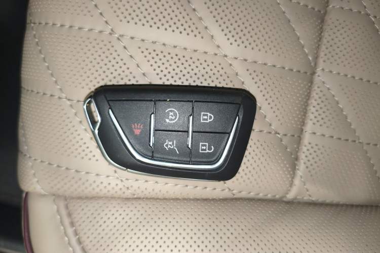 Used Cadillac LYRIQ 2022 Rear-Drive Long-Range Prestige Edition Vehicle Key