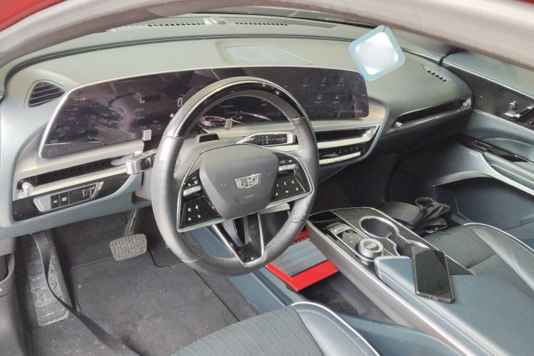 Used Cadillac LYRIQ 2022 Rear-Drive Long-Range Prestige Edition Center Console