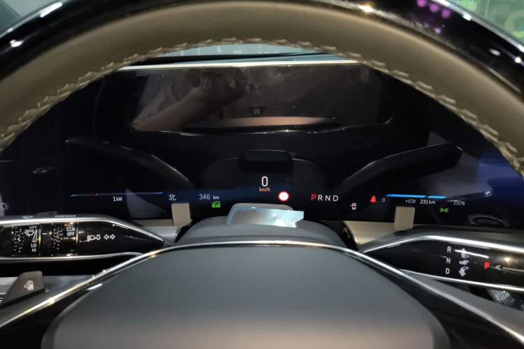 Used Cadillac LYRIQ 2022 Rear-Drive Long-Range Luxury Edition Instrument Cluster