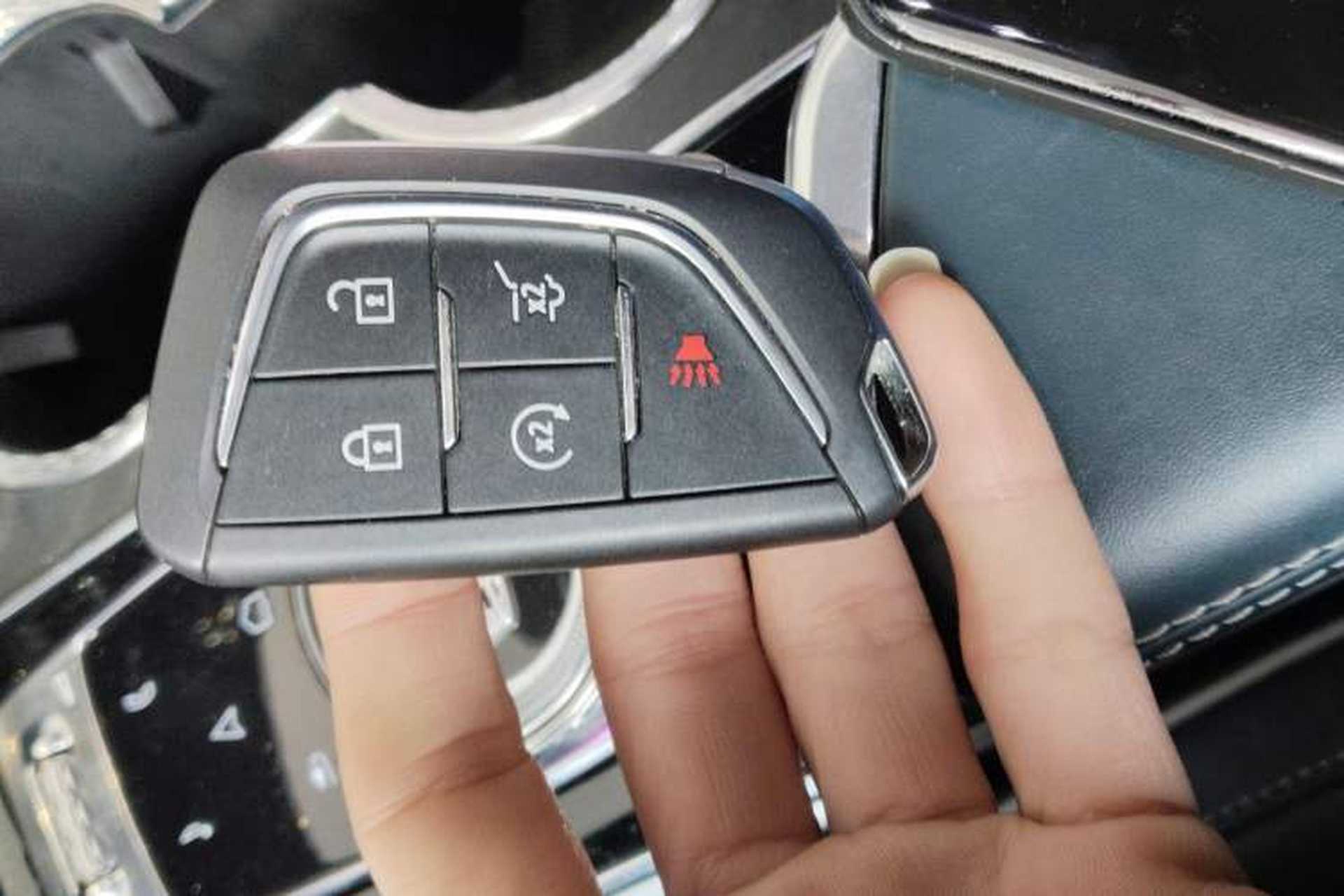 Used Cadillac LYRIQ 2022 Rear-Drive Long-Range Prestige Edition Interior 1