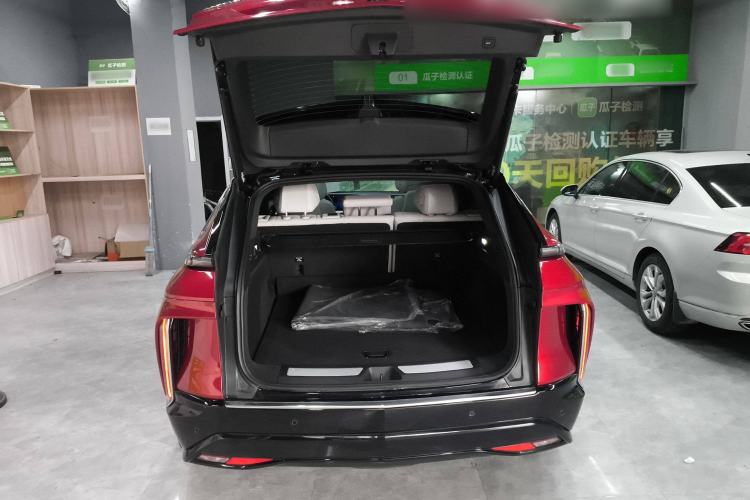 Used Cadillac LYRIQ 2022 Rear-Drive Long-Range Luxury Edition Trunk
