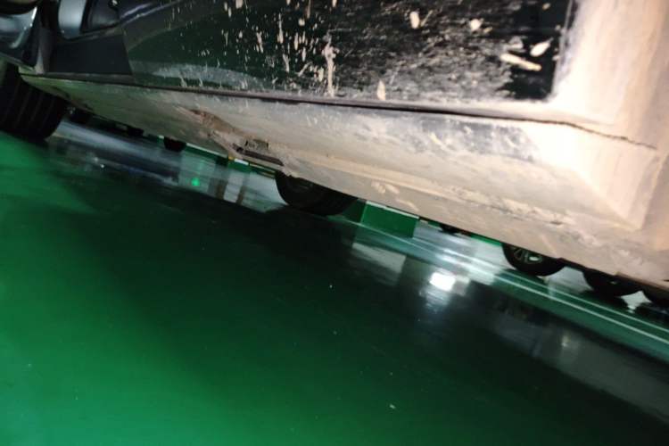 Used Cadillac LYRIQ 2022 Rear-Drive Long-Range Prestige Edition Chassis Rear Left