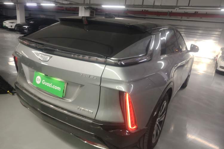 Used Cadillac LYRIQ 2022 Four-Wheel-Drive High-Performance Deluxe Edition Exterior 5