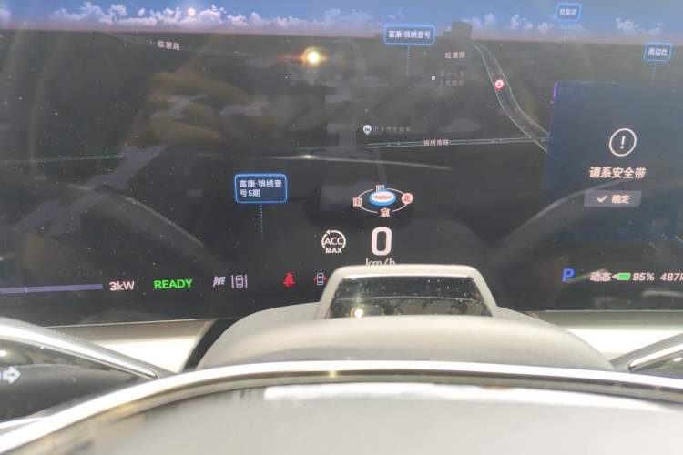 Used Cadillac LYRIQ 2022 Four-Wheel-Drive High-Performance Deluxe Edition Instrument Cluster