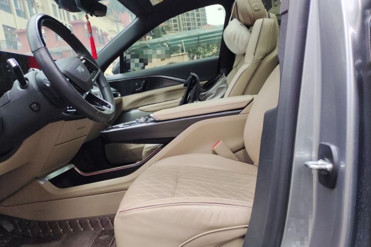 Used Cadillac LYRIQ 2022 Rear-Drive Long-Range Prestige Edition Left Front Seat