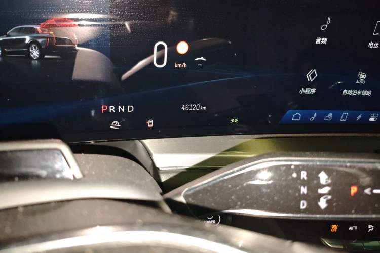 Used Cadillac LYRIQ 2022 Rear-Drive Long-Range Prestige Edition Odometer Close Up