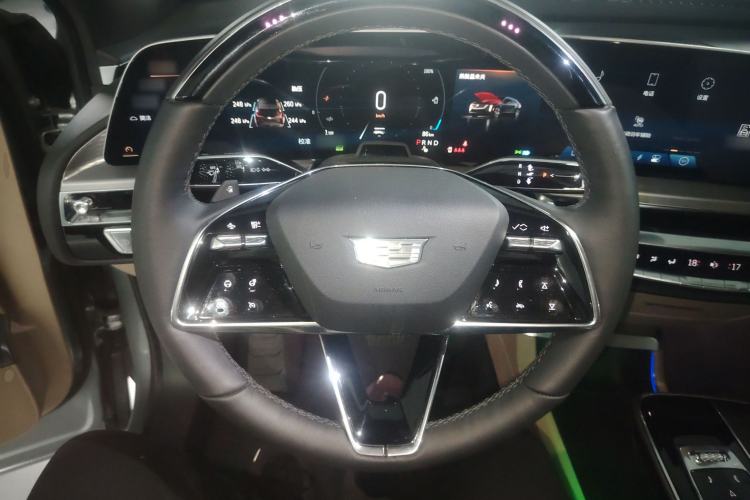 Used Cadillac LYRIQ 2022 Four-Wheel-Drive High-Performance Deluxe Edition Steering Wheel