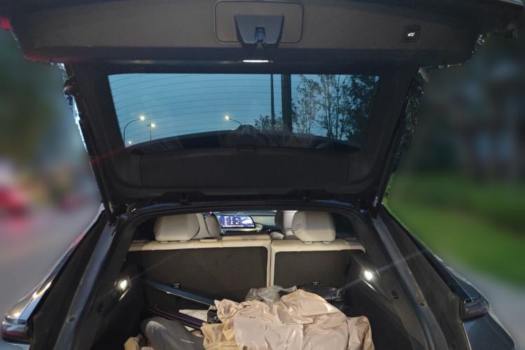 Used Cadillac LYRIQ 2022 Rear-Drive Long-Range Luxury Edition Trunk