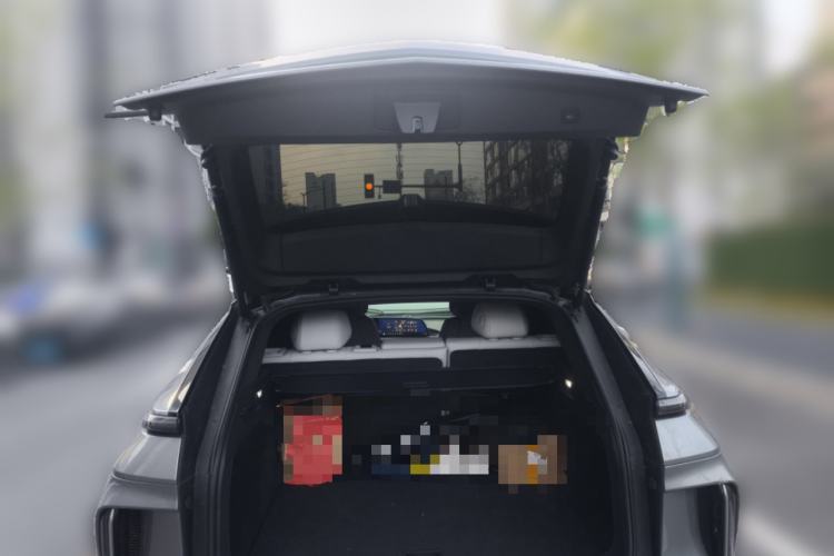 Used Cadillac LYRIQ 2022 Rear-Drive Long-Range Luxury Edition Trunk