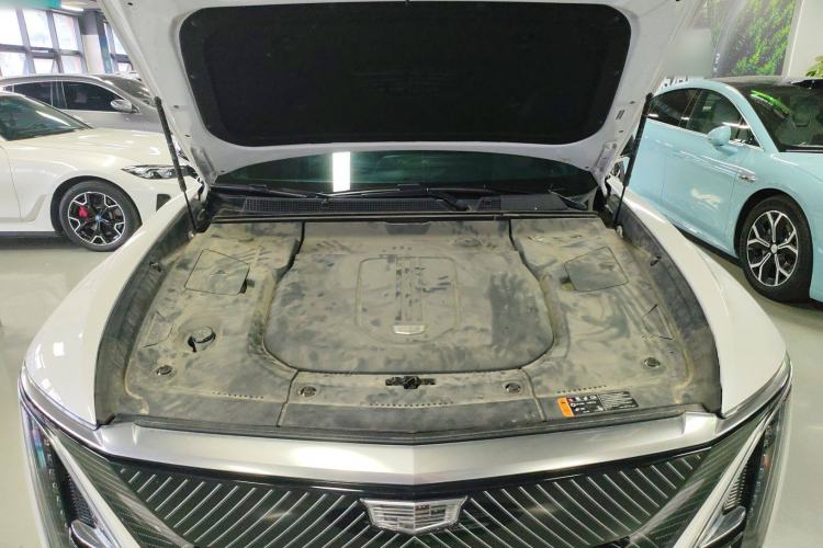 Used Cadillac LYRIQ 2022 Four-Wheel-Drive High-Performance Deluxe Edition Engine Bay