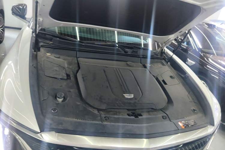 Used Cadillac LYRIQ 2022 Rear-Drive Long-Range Luxury Edition Engine Bay