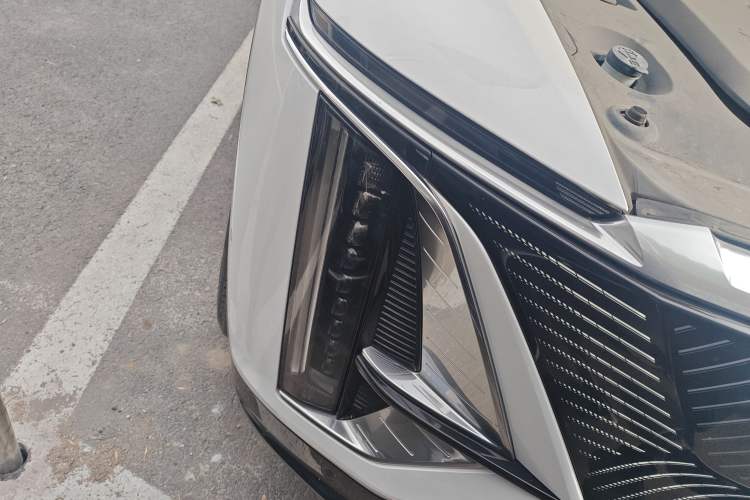 Used Cadillac LYRIQ 2022 Rear-Drive Long-Range Luxury Edition Exterior 1