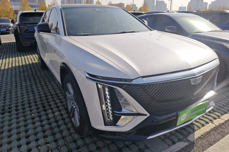 Used Cadillac LYRIQ 2022 Rear-Drive Long-Range Prestige Edition Exterior 2