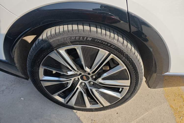 Used Cadillac LYRIQ 2022 Four-Wheel-Drive High-Performance Deluxe Edition Exterior 3