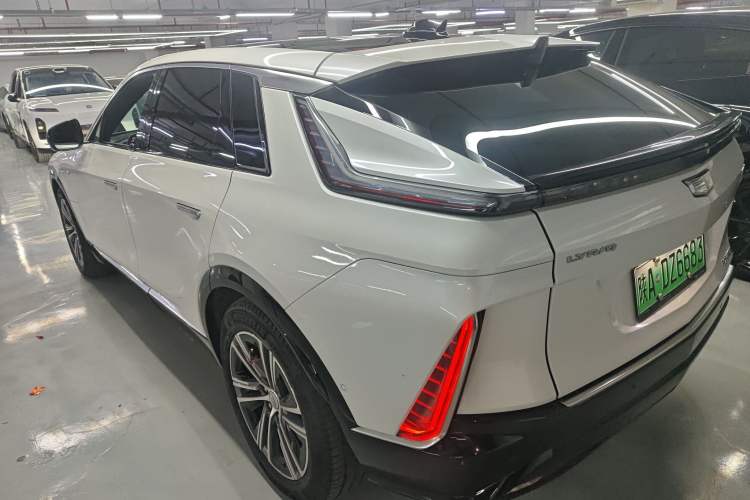 Used Cadillac LYRIQ 2022 Rear-Drive Long-Range Prestige Edition Exterior 3