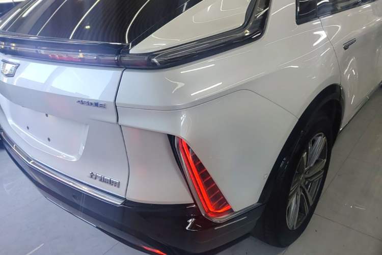 Used Cadillac LYRIQ 2022 Rear-Drive Long-Range Luxury Edition Exterior 3