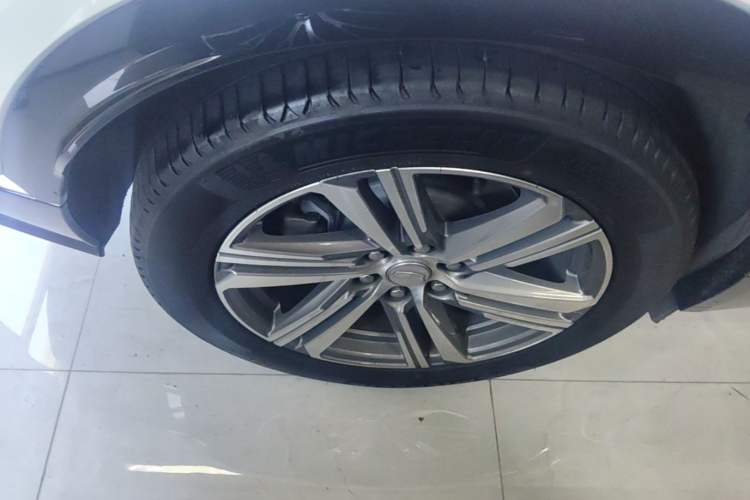 Used Cadillac LYRIQ 2022 Rear-Drive Long-Range Luxury Edition Exterior 5