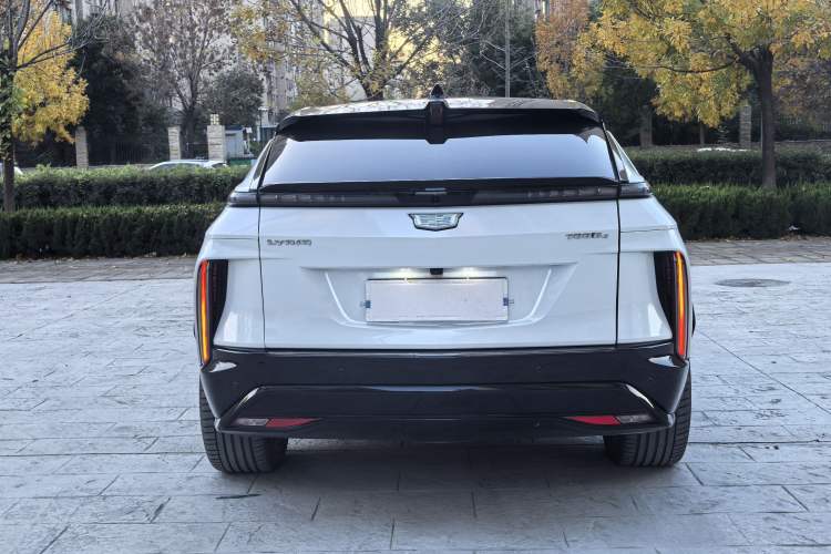 Used Cadillac LYRIQ 2022 Four-Wheel-Drive High-Performance Deluxe Edition Exterior 7