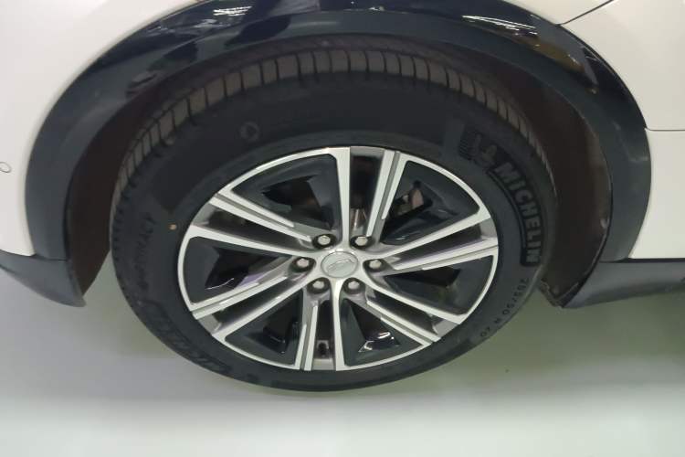 Used Cadillac LYRIQ 2022 Rear-Drive Long-Range Prestige Edition Exterior 7