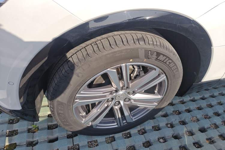 Used Cadillac LYRIQ 2022 Rear-Drive Long-Range Prestige Edition Exterior 7