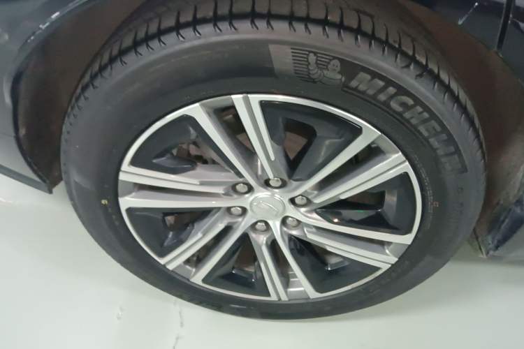 Used Cadillac LYRIQ 2022 Rear-Drive Long-Range Prestige Edition Exterior 8