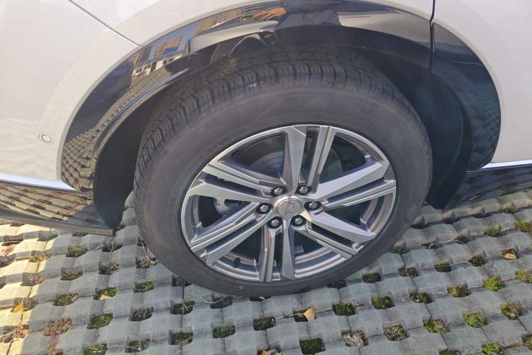 Used Cadillac LYRIQ 2022 Rear-Drive Long-Range Prestige Edition Exterior 8