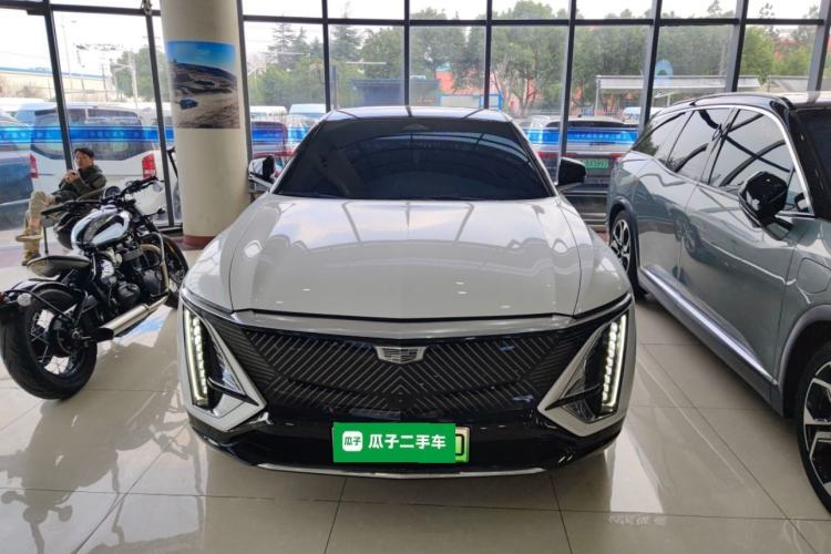 Used Cadillac LYRIQ 2022 Rear-Drive Long-Range Luxury Edition Front