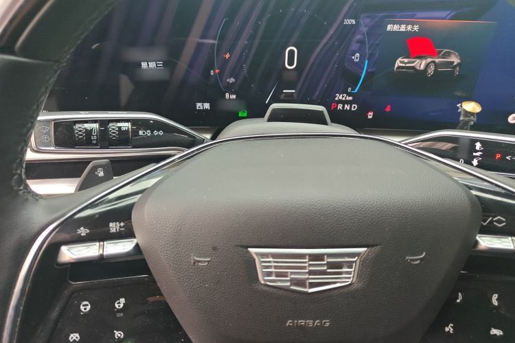 Used Cadillac LYRIQ 2022 Rear-Drive Long-Range Luxury Edition Instrument Cluster