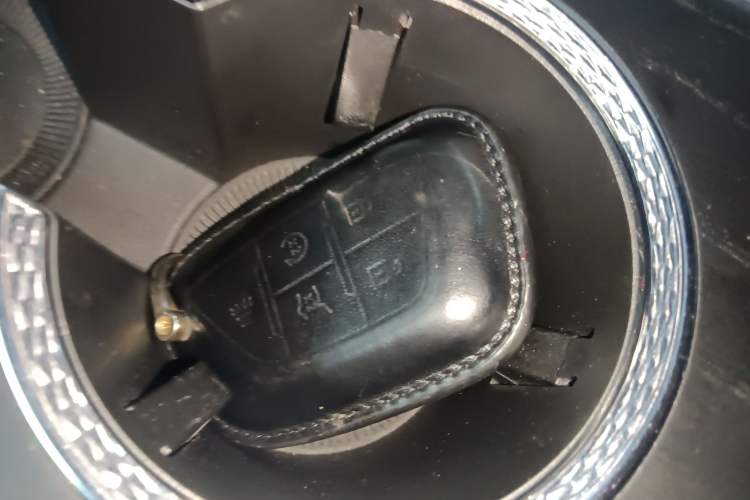 Used Cadillac LYRIQ 2022 Rear-Drive Long-Range Prestige Edition Interior 1