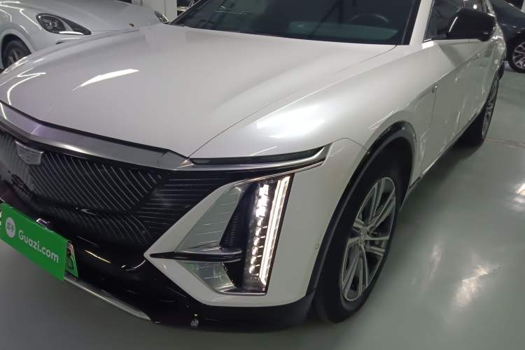 Used Cadillac LYRIQ 2022 Rear-Drive Long-Range Prestige Edition Left Front Headlight
