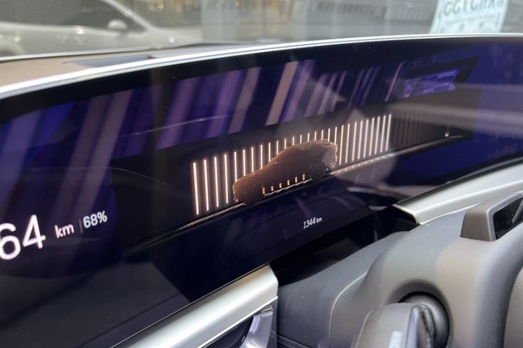 Used Cadillac LYRIQ 2022 Rear-Drive Long-Range Luxury Edition Odometer Close Up