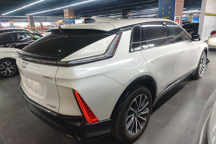 Used Cadillac LYRIQ 2022 Four-Wheel-Drive High-Performance Deluxe Edition Rear Right 45 Deg