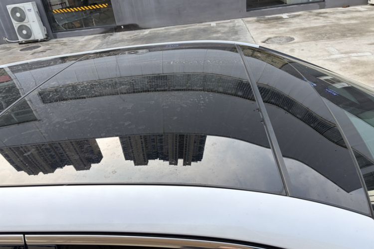 Used Cadillac LYRIQ 2022 Rear-Drive Long-Range Prestige Edition Roof