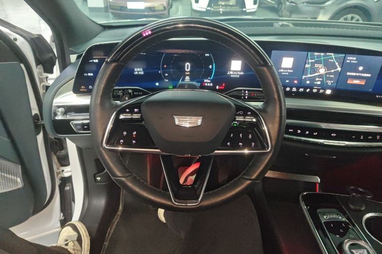 Used Cadillac LYRIQ 2022 Rear-Drive Long-Range Prestige Edition Steering Wheel