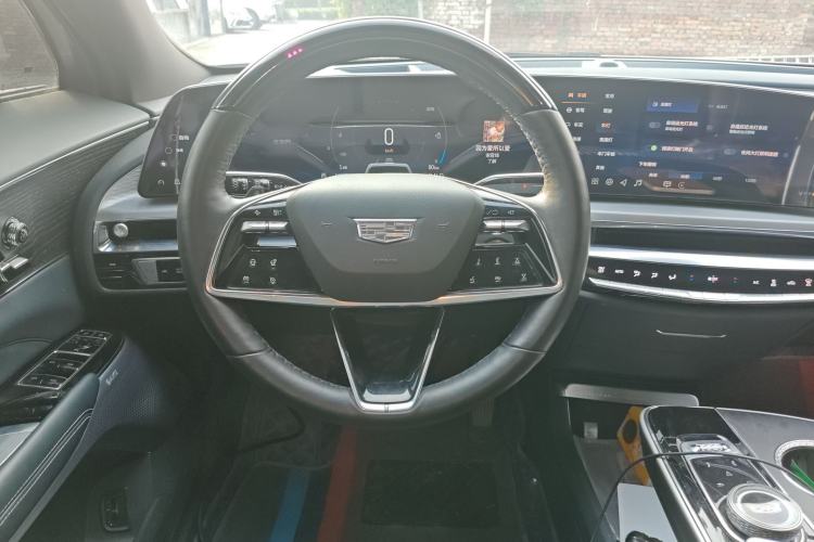 Used Cadillac LYRIQ 2022 Four-Wheel-Drive High-Performance Deluxe Edition Steering Wheel