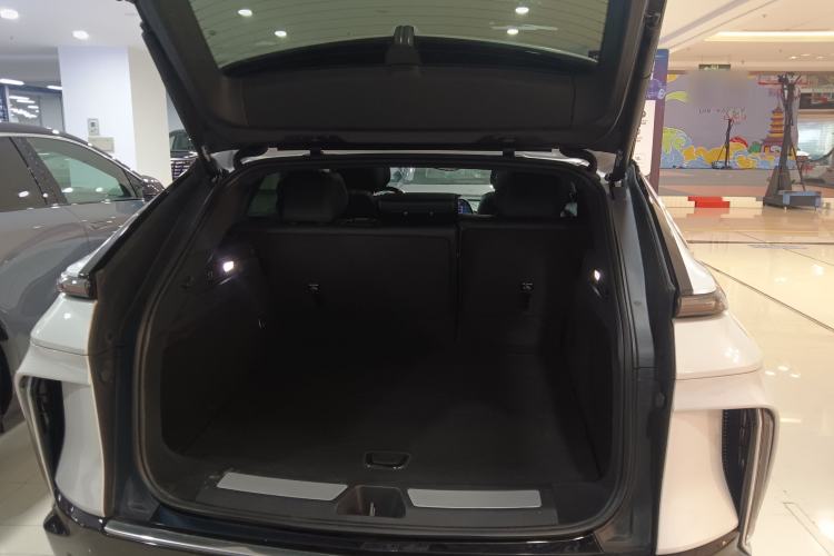 Used Cadillac LYRIQ 2022 Rear-Drive Long-Range Prestige Edition Trunk