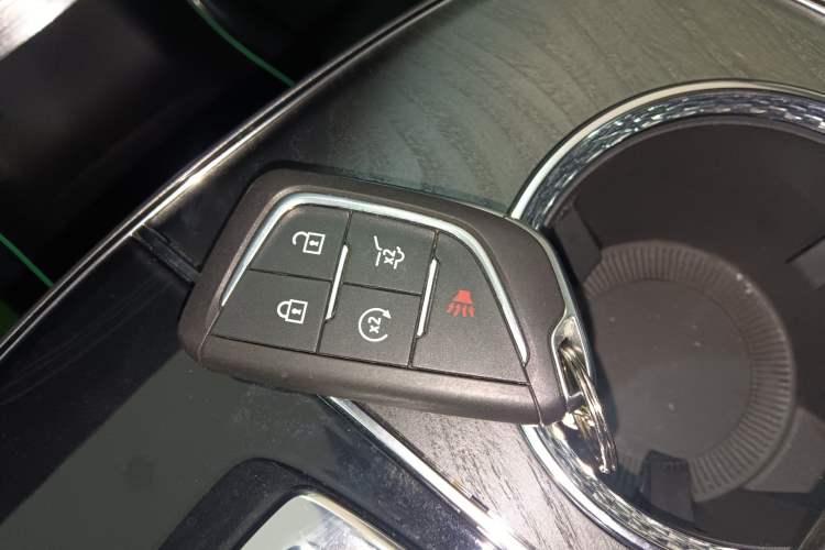 Used Cadillac LYRIQ 2022 Rear-Drive Long-Range Prestige Edition Vehicle Key