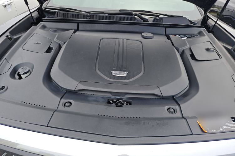 Used Cadillac LYRIQ 2024 Rear-Drive Standard Range Luxury Edition Engine Bay
