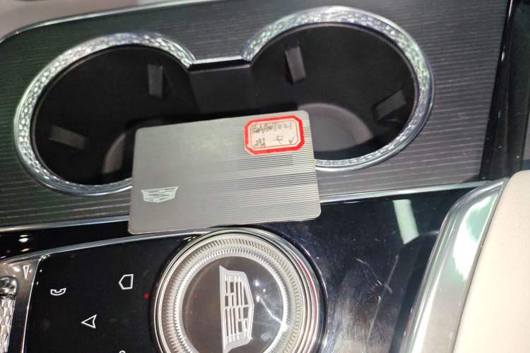 Used Cadillac LYRIQ 2024 Rear-Drive Standard Range Luxury Edition Vehicle Key