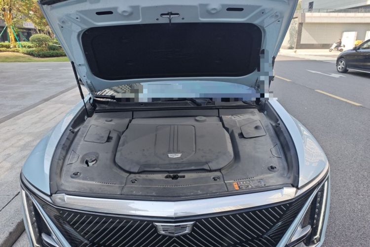 Used Cadillac LYRIQ 2024 Rear-Drive Standard Range Luxury Edition Engine Bay