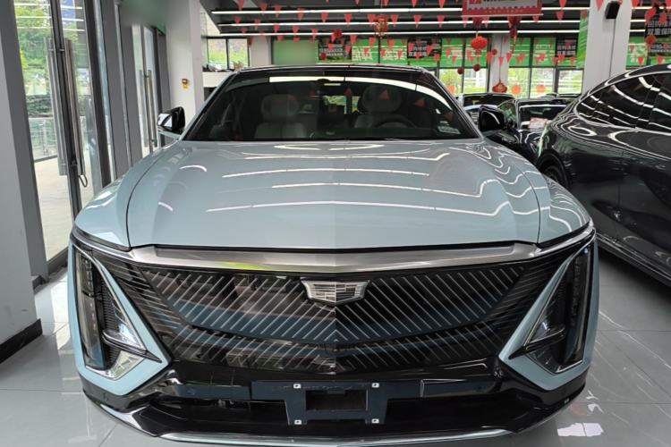 Used Cadillac LYRIQ 2024 Rear-Drive Standard Range Luxury Edition Front
