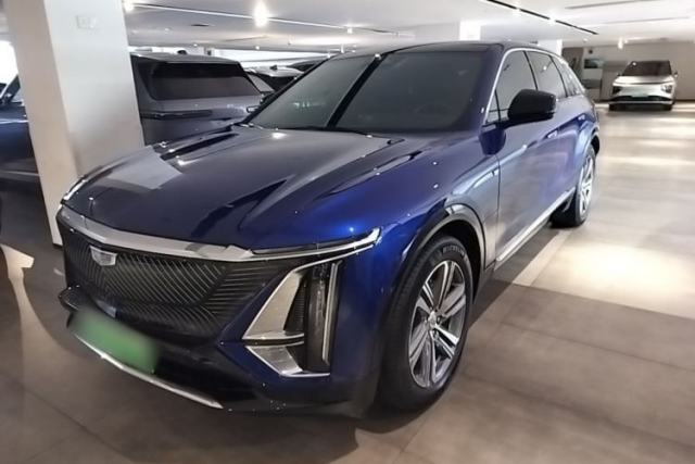 Used Cadillac LYRIQ 2024 Rear-Drive Standard Range Luxury Edition