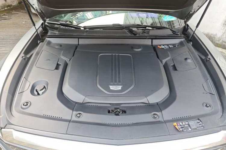 Used Cadillac LYRIQ 2024 Rear-Drive Standard Range Luxury Edition Engine Bay