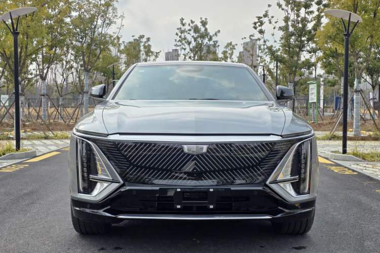 Used Cadillac LYRIQ 2024 Rear-Drive Standard Range Luxury Edition SUPER CRUISE Exterior 1