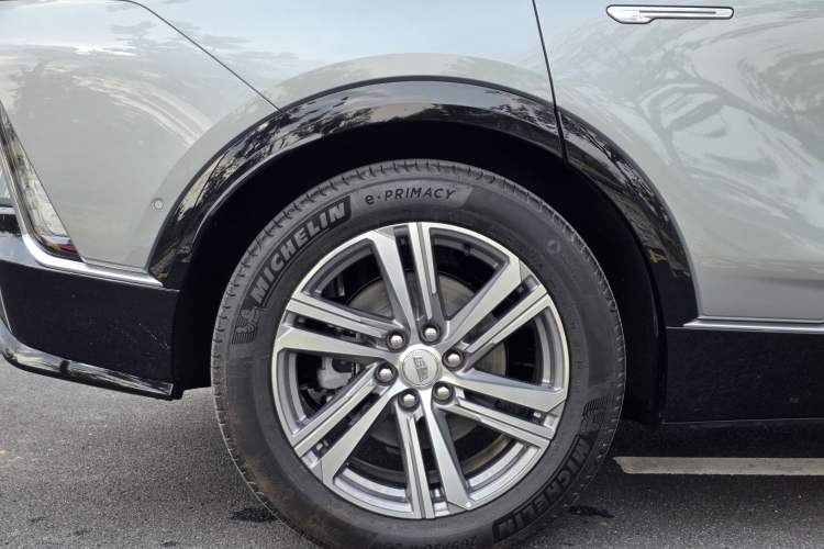 Used Cadillac LYRIQ 2024 Rear-Drive Standard Range Luxury Edition SUPER CRUISE Exterior 10