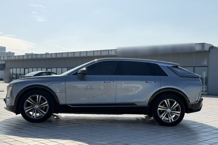 Used Cadillac LYRIQ 2024 Rear-Drive Standard Range Luxury Edition Exterior 10