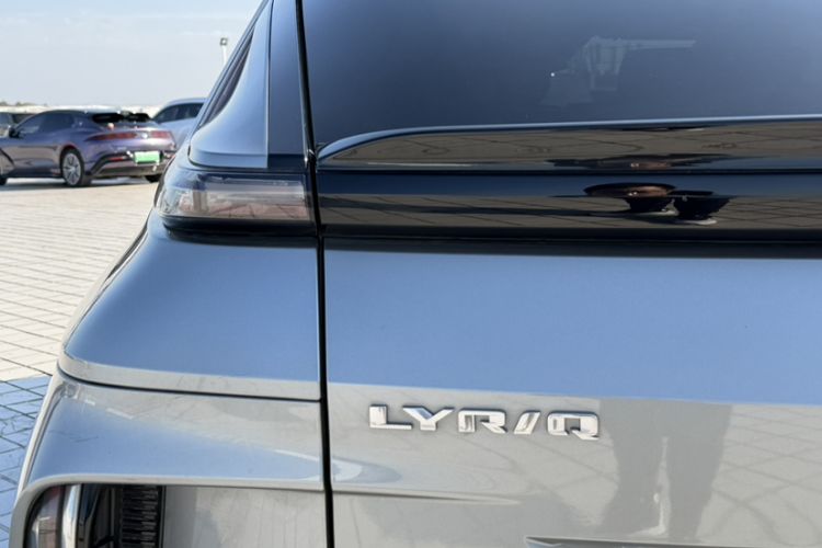 Used Cadillac LYRIQ 2024 Rear-Drive Standard Range Luxury Edition Exterior 7