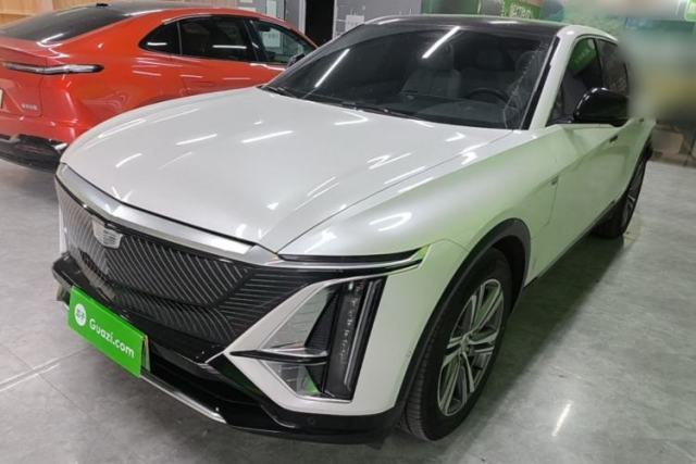 Used Cadillac LYRIQ 2024 Rear-Drive Standard Range Luxury Edition