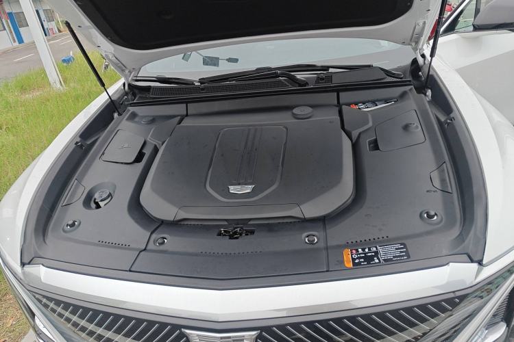 Used Cadillac LYRIQ 2024 Rear-Drive Standard Range Luxury Edition Engine Bay