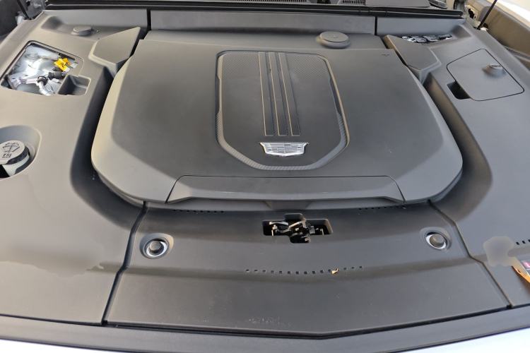 Used Cadillac LYRIQ 2024 Rear-Drive Standard Range Luxury Edition Engine Bay
